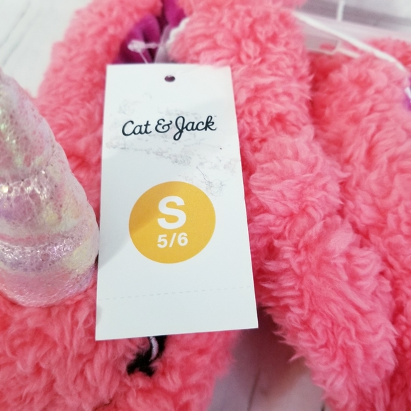 3/$15 Pink Unicorn Slippers New sz Small - Picture 6 of 8